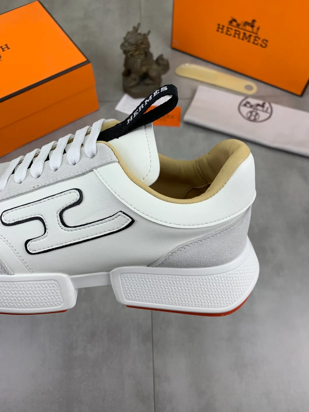 Men's shoes 💰P460 new style [HERMES] Hermès - High-end quality original order - Upper: 🔝 Napa calfskin, sewn brand 'H' totem - Inner: water-dyed cowhide - Outsole: ultra-light TPU foam; molded outsole - Ultra-high quality control·Fine workmanship: highlighted (high-end·luxury·grade) -Size: 38-44 (45 can be customized)·